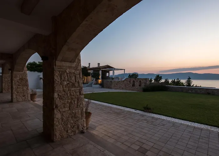 Amelia Villa Collection
